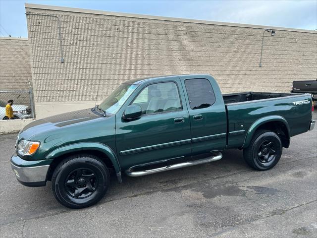 used 2001 Toyota Tundra car, priced at $14,995