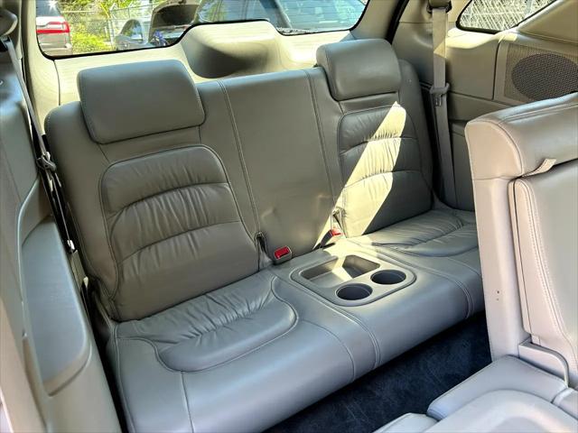 used 2006 Buick Rendezvous car, priced at $5,995