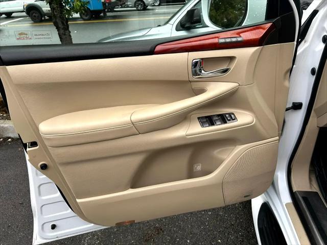 used 2009 Lexus LX 570 car, priced at $22,995