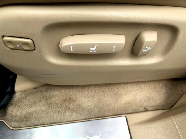 used 2009 Lexus LX 570 car, priced at $22,995