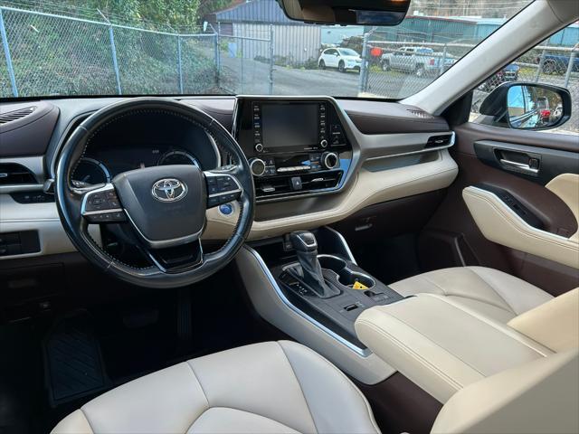 used 2021 Toyota Highlander Hybrid car, priced at $33,995