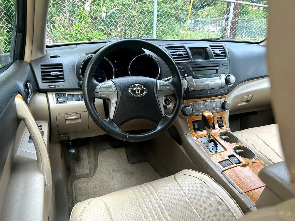 used 2010 Toyota Highlander Hybrid car, priced at $16,995
