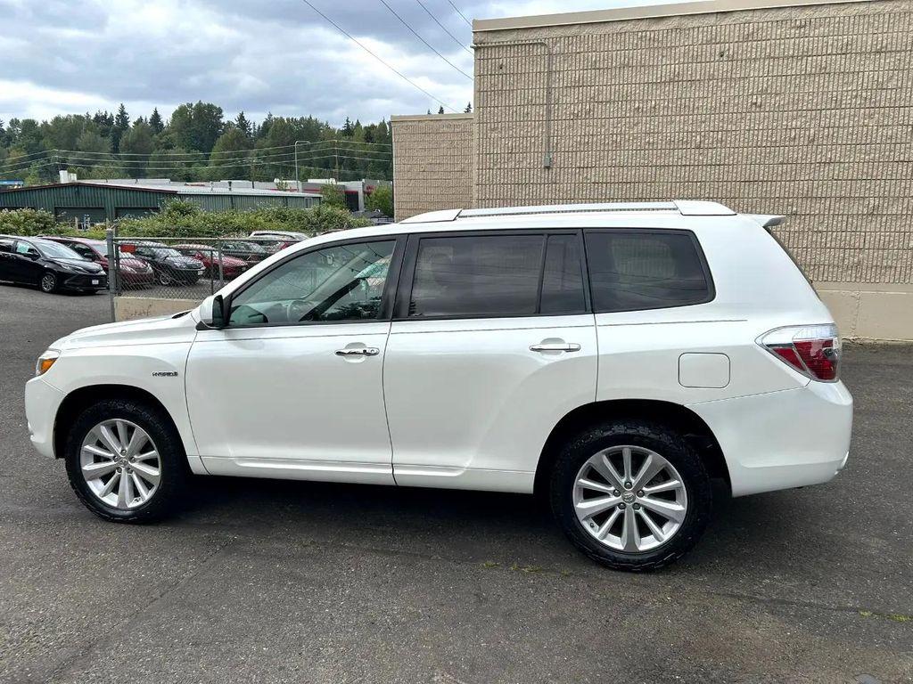used 2010 Toyota Highlander Hybrid car, priced at $16,995