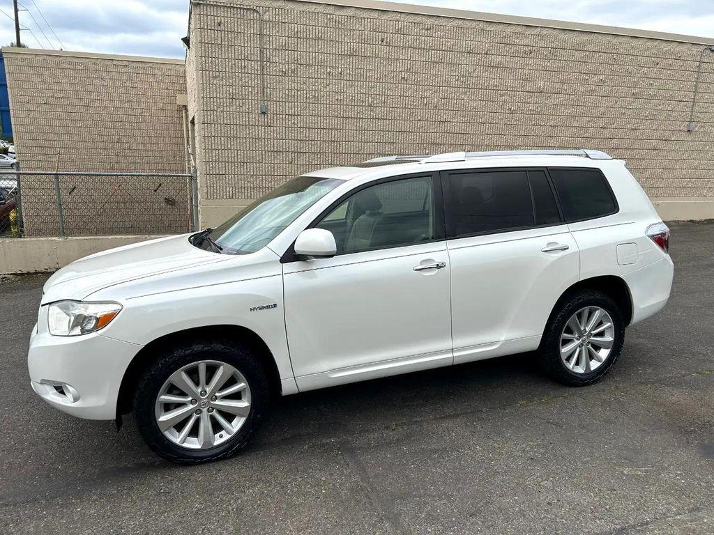 used 2010 Toyota Highlander Hybrid car, priced at $16,995