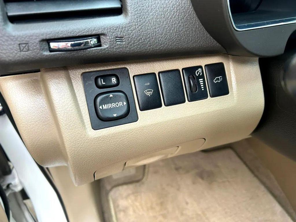 used 2010 Toyota Highlander Hybrid car, priced at $16,995