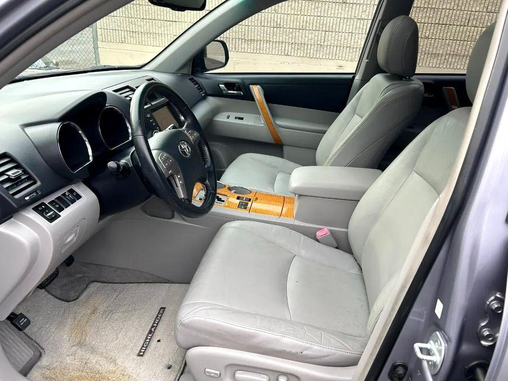 used 2010 Toyota Highlander Hybrid car, priced at $16,995