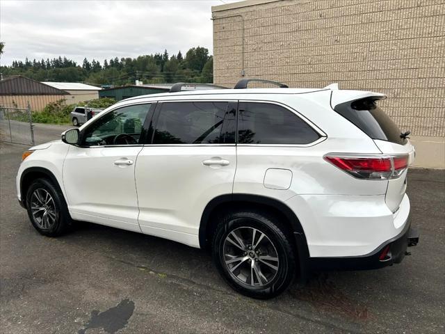 used 2016 Toyota Highlander car, priced at $21,950