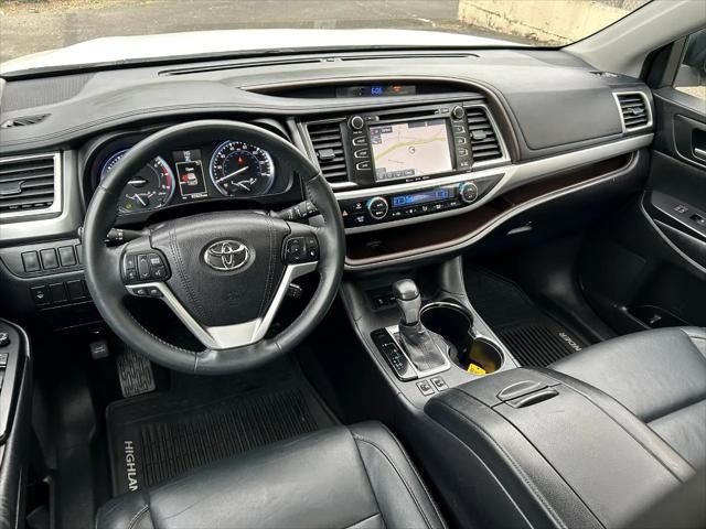 used 2016 Toyota Highlander car, priced at $21,950