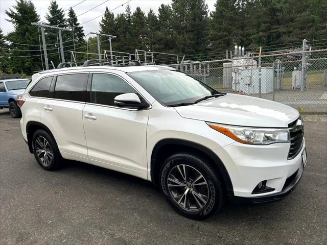used 2016 Toyota Highlander car, priced at $21,950