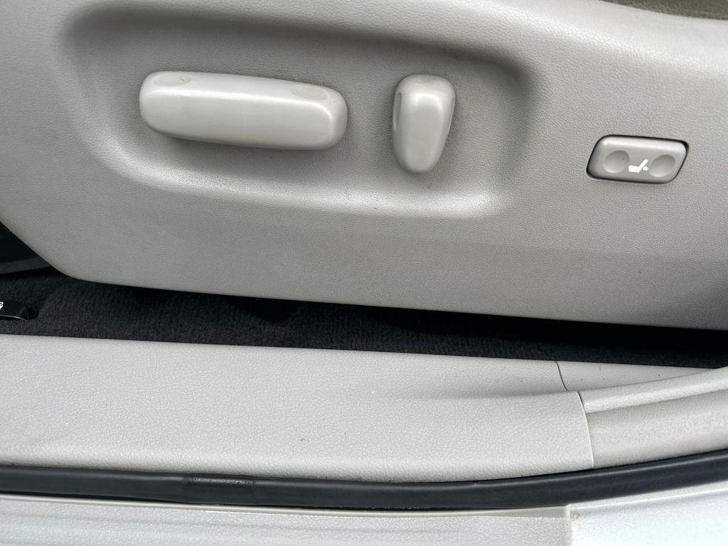 used 2012 Toyota Highlander car, priced at $9,995