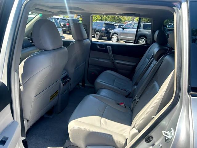 used 2010 Toyota Highlander Hybrid car, priced at $16,850
