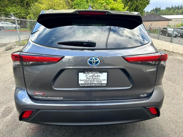 used 2020 Toyota Highlander Hybrid car, priced at $34,995