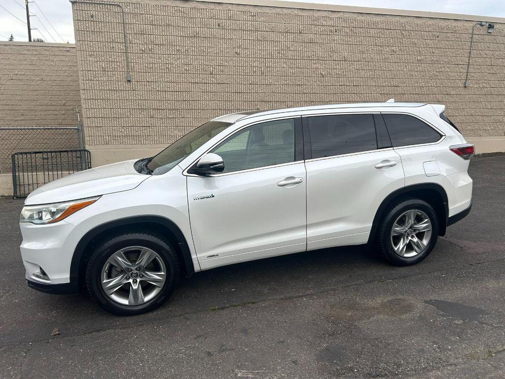 used 2016 Toyota Highlander Hybrid car, priced at $22,950