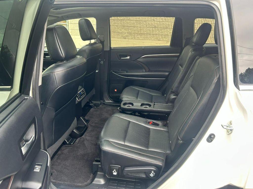 used 2016 Toyota Highlander Hybrid car, priced at $22,950