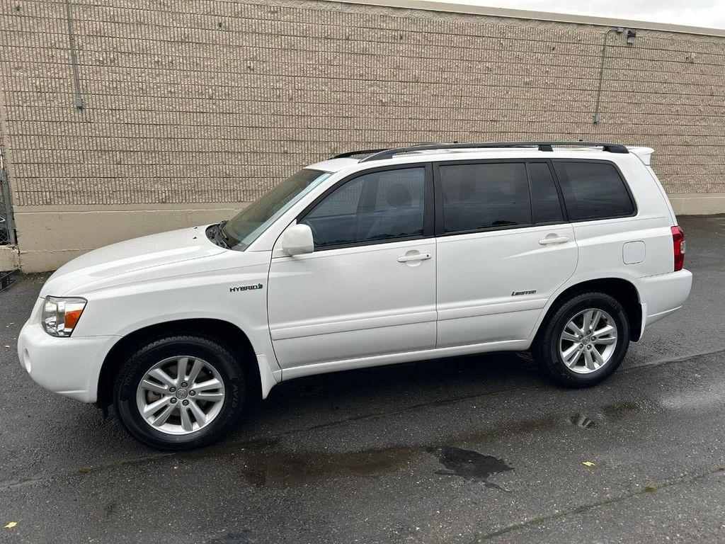 used 2007 Toyota Highlander Hybrid car, priced at $13,950