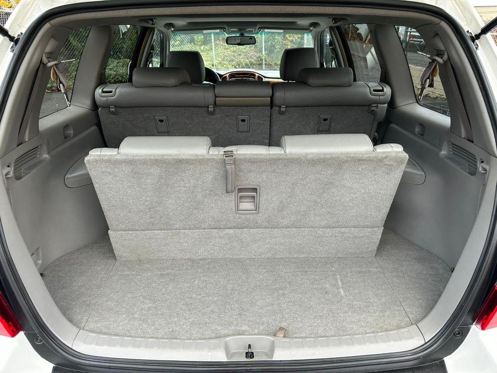 used 2007 Toyota Highlander Hybrid car, priced at $13,950