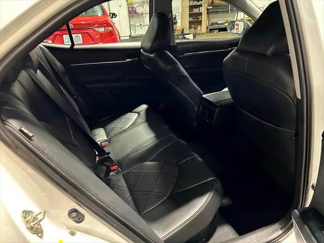 used 2018 Toyota Camry Hybrid car, priced at $26,995