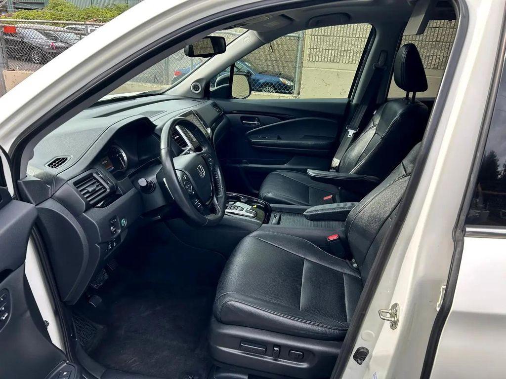 used 2016 Honda Pilot car, priced at $18,995