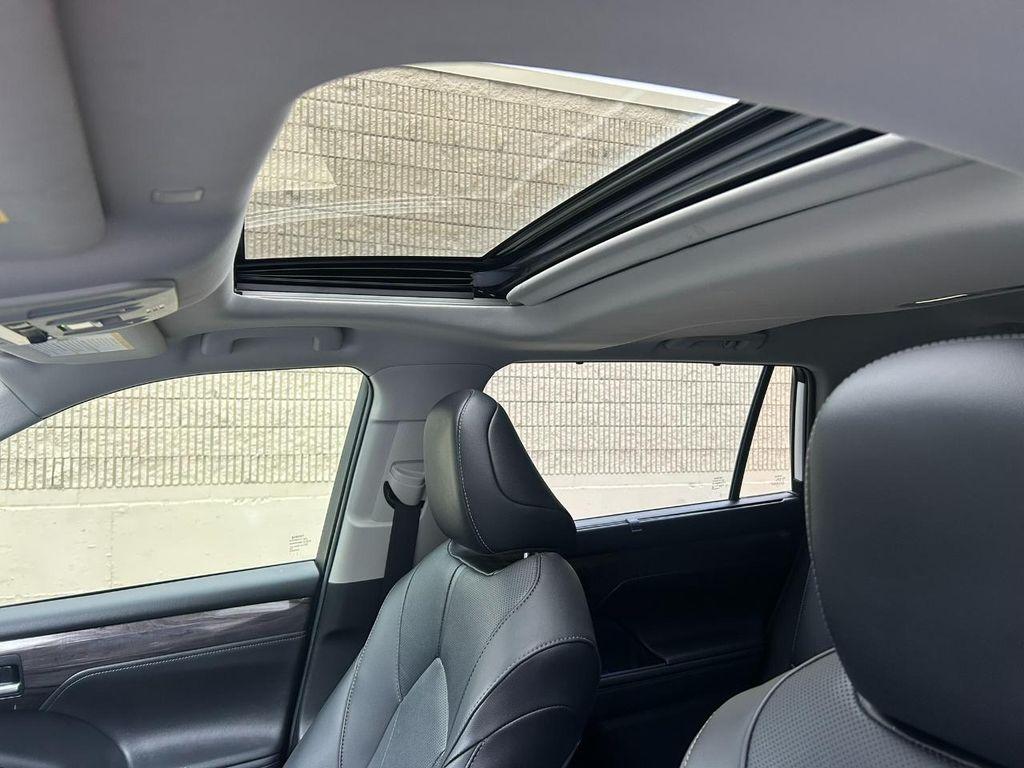 used 2020 Toyota Highlander Hybrid car, priced at $36,950