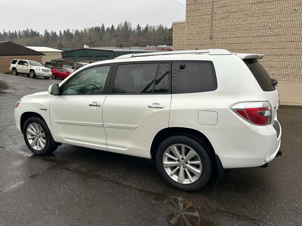 used 2008 Toyota Highlander Hybrid car, priced at $8,950