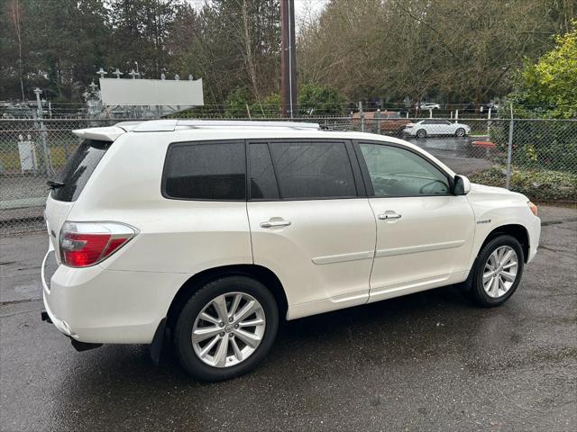 used 2008 Toyota Highlander Hybrid car, priced at $8,950