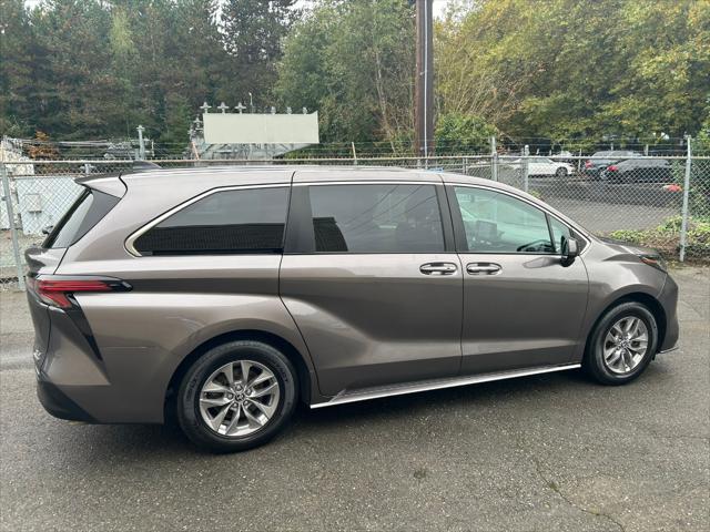 used 2022 Toyota Sienna car, priced at $38,950