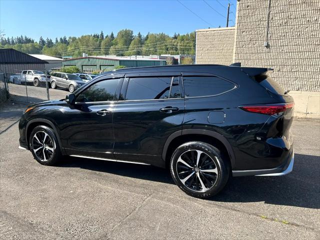 used 2021 Toyota Highlander car, priced at $35,995