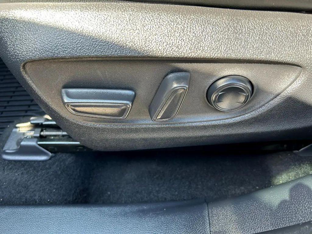 used 2021 Toyota Highlander car, priced at $35,995