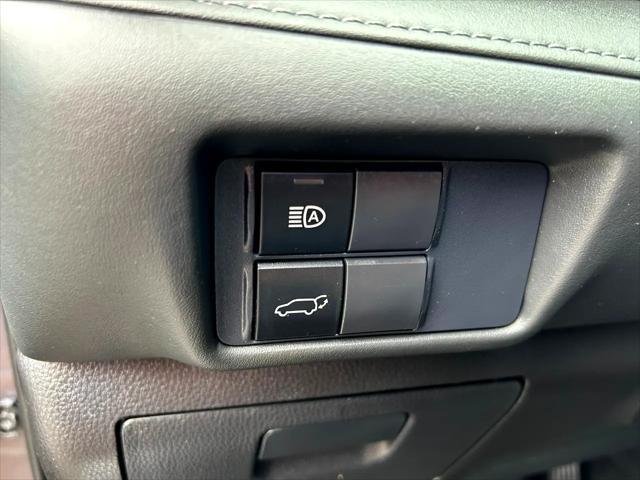 used 2021 Toyota Highlander Hybrid car, priced at $31,950