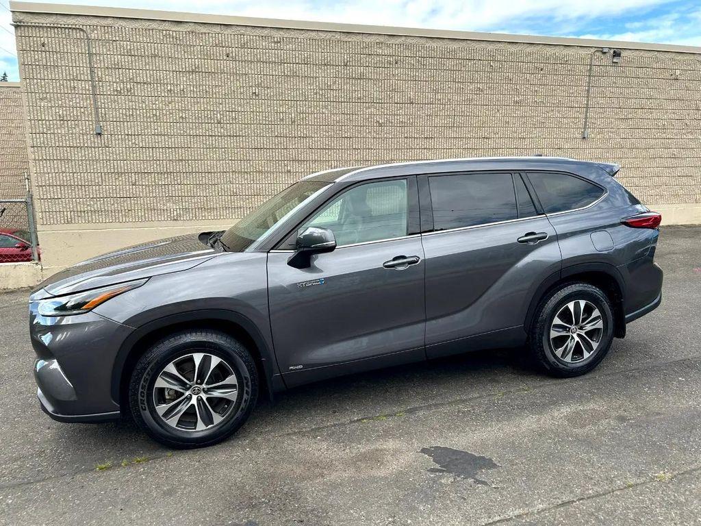 used 2021 Toyota Highlander Hybrid car, priced at $31,950