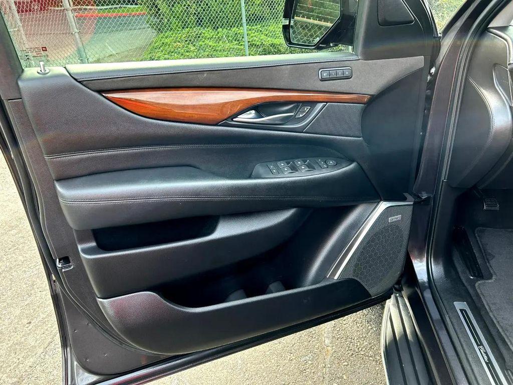 used 2018 Cadillac Escalade ESV car, priced at $37,995