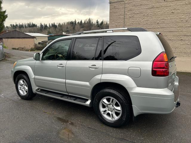 used 2004 Lexus GX 470 car, priced at $15,995