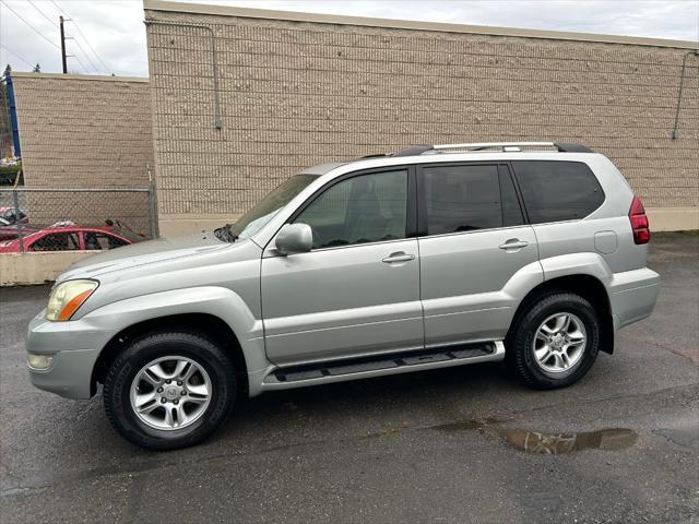 used 2004 Lexus GX 470 car, priced at $15,995