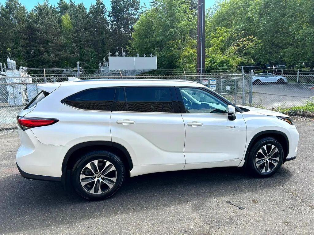 used 2021 Toyota Highlander Hybrid car, priced at $36,995