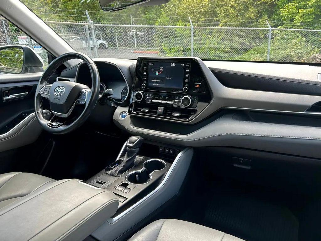 used 2021 Toyota Highlander Hybrid car, priced at $36,995