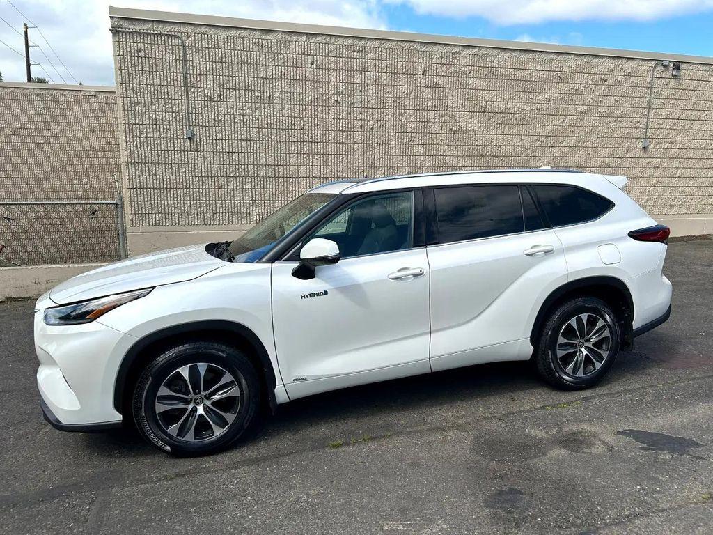 used 2021 Toyota Highlander Hybrid car, priced at $36,995
