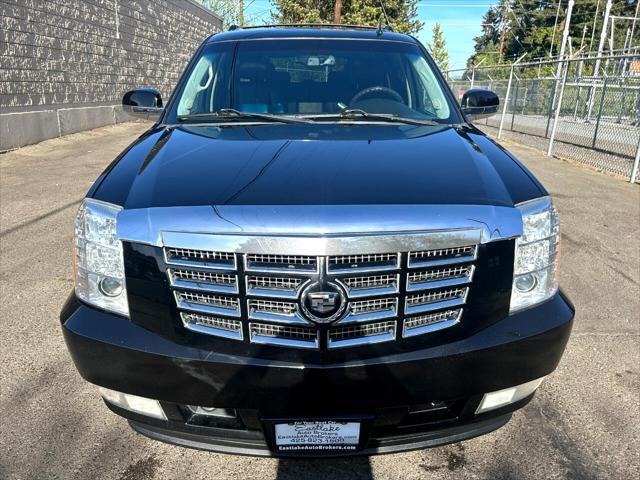 used 2011 Cadillac Escalade ESV car, priced at $17,995