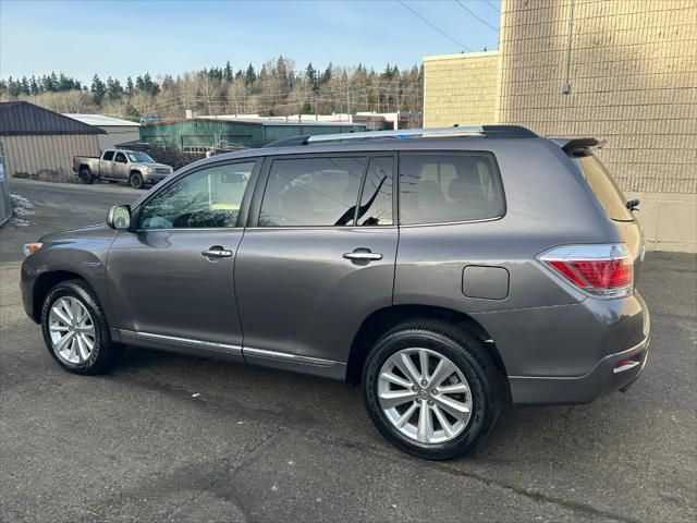 used 2013 Toyota Highlander Hybrid car, priced at $18,995