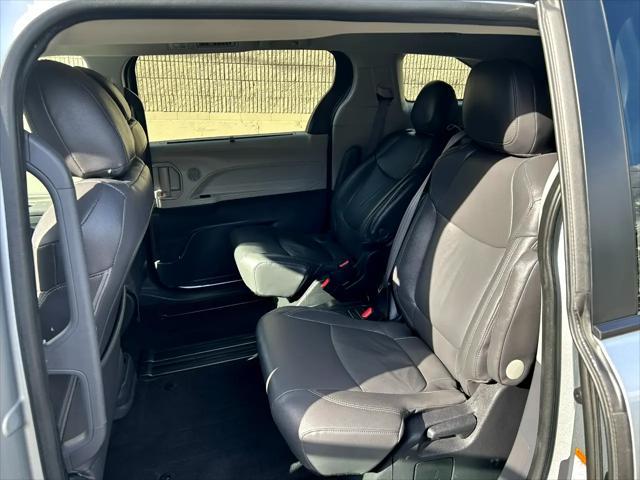 used 2022 Toyota Sienna car, priced at $30,995