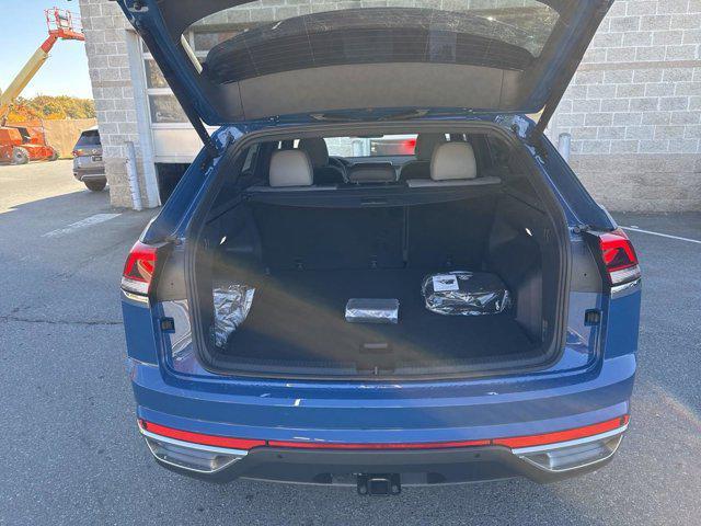 new 2025 Volkswagen Atlas Cross Sport car, priced at $42,641