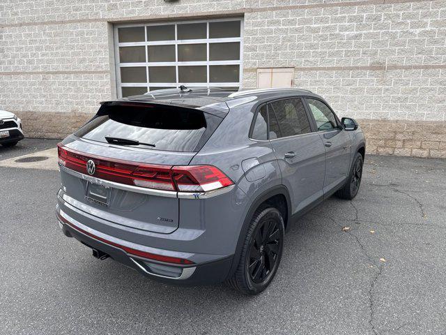 new 2025 Volkswagen Atlas Cross Sport car, priced at $44,418