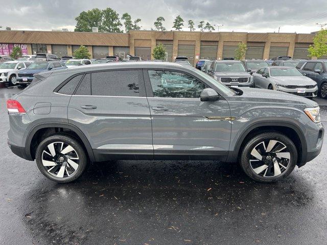 new 2024 Volkswagen Atlas Cross Sport car, priced at $41,250