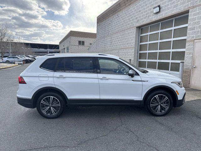 new 2024 Volkswagen Tiguan car, priced at $28,449