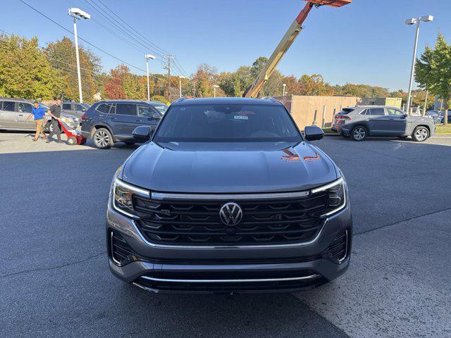 new 2024 Volkswagen Atlas Cross Sport car, priced at $46,246