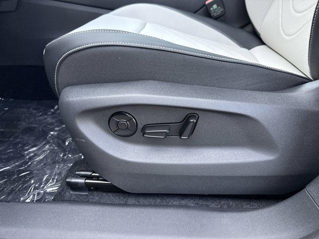 new 2025 Volkswagen Tiguan car, priced at $35,073