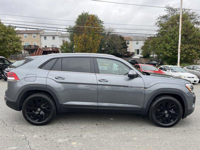 new 2024 Volkswagen Atlas Cross Sport car, priced at $38,109