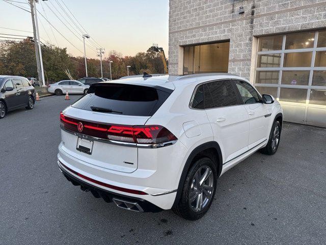 new 2024 Volkswagen Atlas Cross Sport car, priced at $43,150