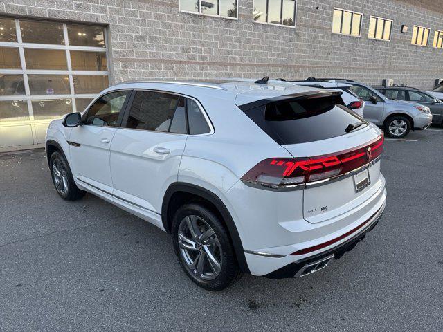 new 2024 Volkswagen Atlas Cross Sport car, priced at $43,150