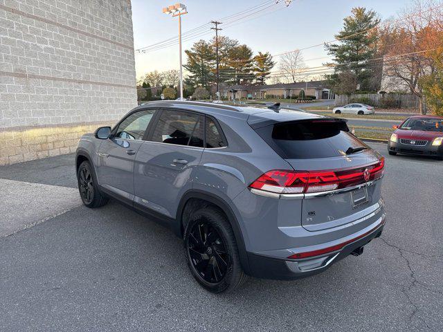 new 2025 Volkswagen Atlas Cross Sport car, priced at $44,418