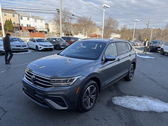 new 2024 Volkswagen Tiguan car, priced at $28,449